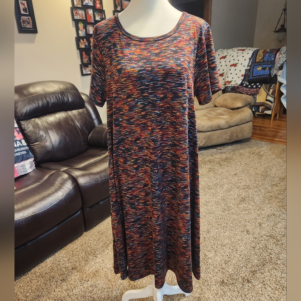 LuLaRoe Carly Dress - Picture 1 of 5